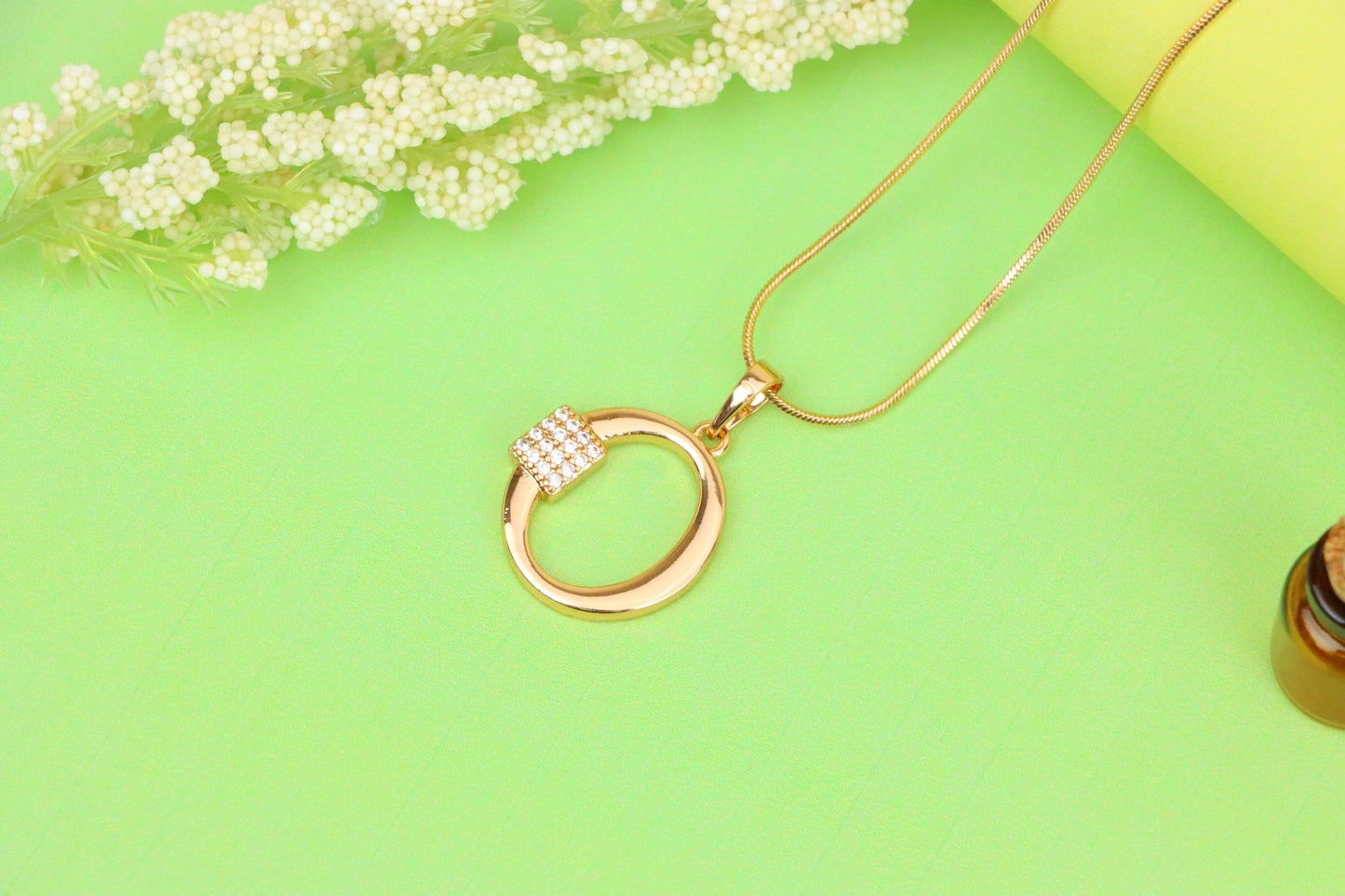 Rose Gold O Letter Pendant with Sparkling CZ Accents, XPPT1426 (2136-1)