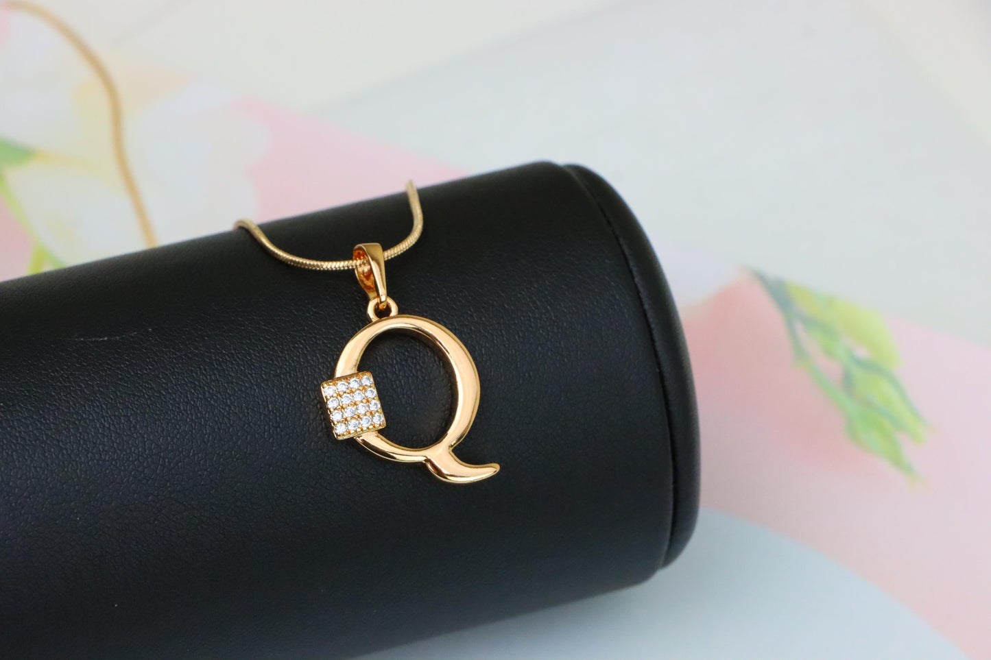 Rose Gold Q Letter Pendant with CZ Detailing, XPPT1428 (2136-1)