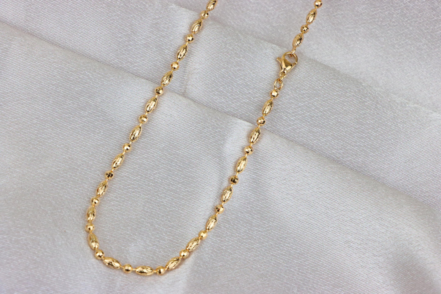 Elegant Rose Gold Chain Necklace with Intricate Oval Bead Links, XPNL1891 (2160-4)