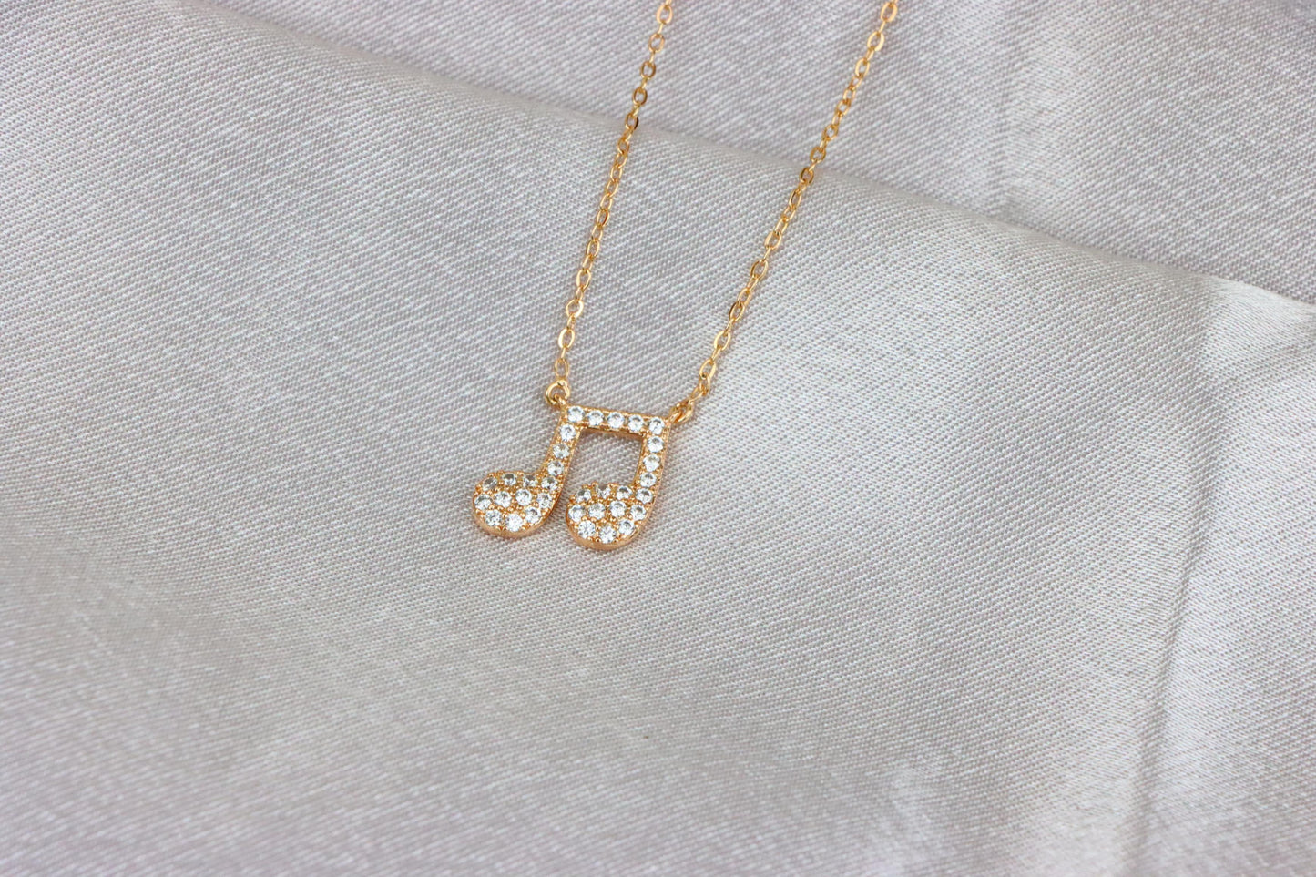 Sparkling Music Note Pendant Rose Gold Necklace, XPNL1892 (2160-5)