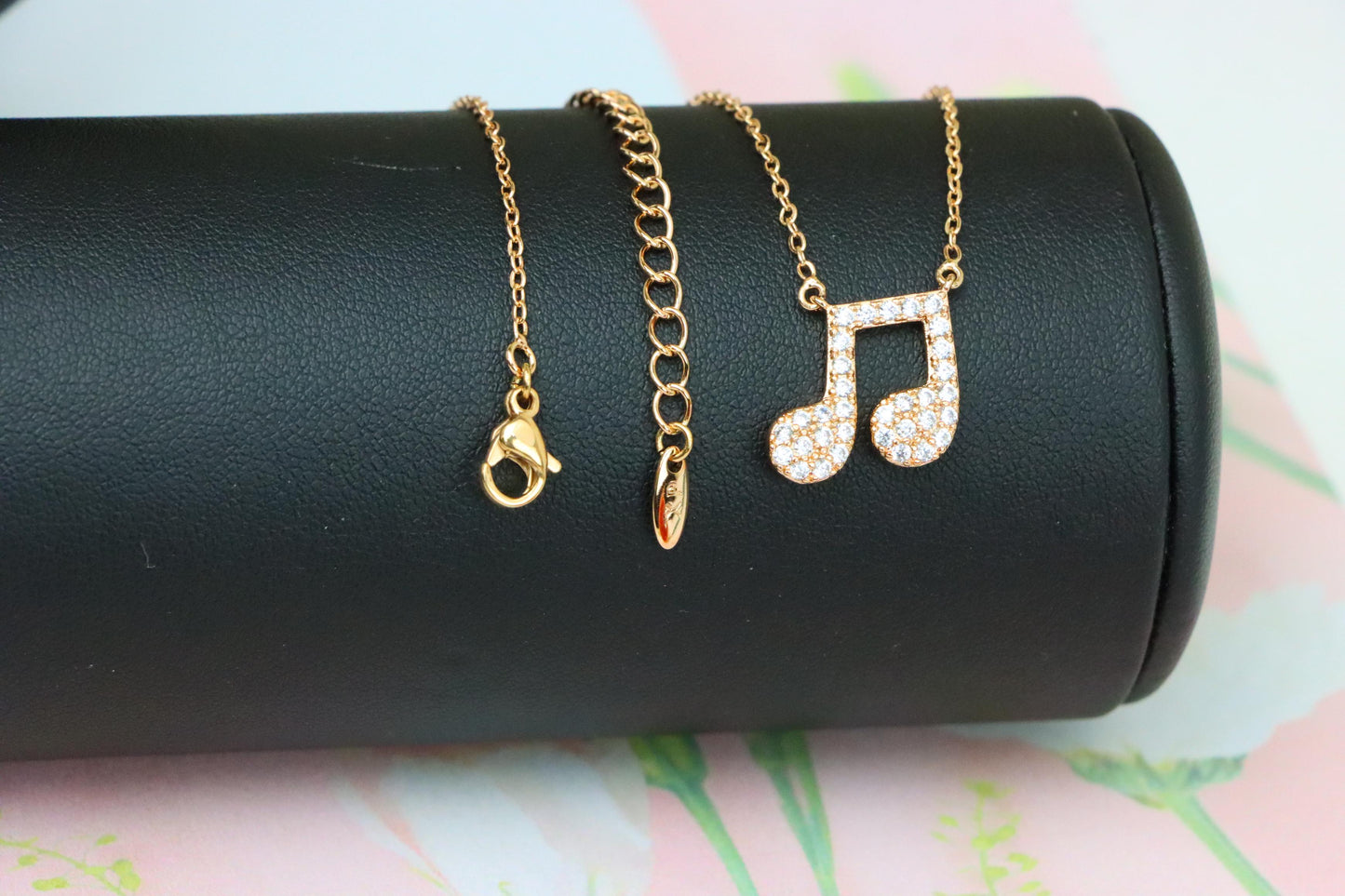 Sparkling Music Note Pendant Rose Gold Necklace, XPNL1892 (2160-5)