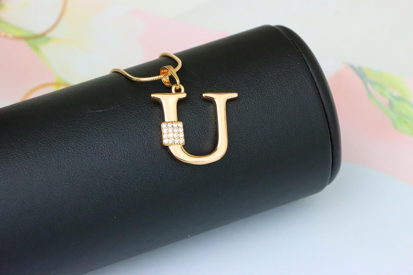 Rose Gold U Letter Pendant with CZ Stones Elegant Jewelry, XPPT1432 (2136-1)