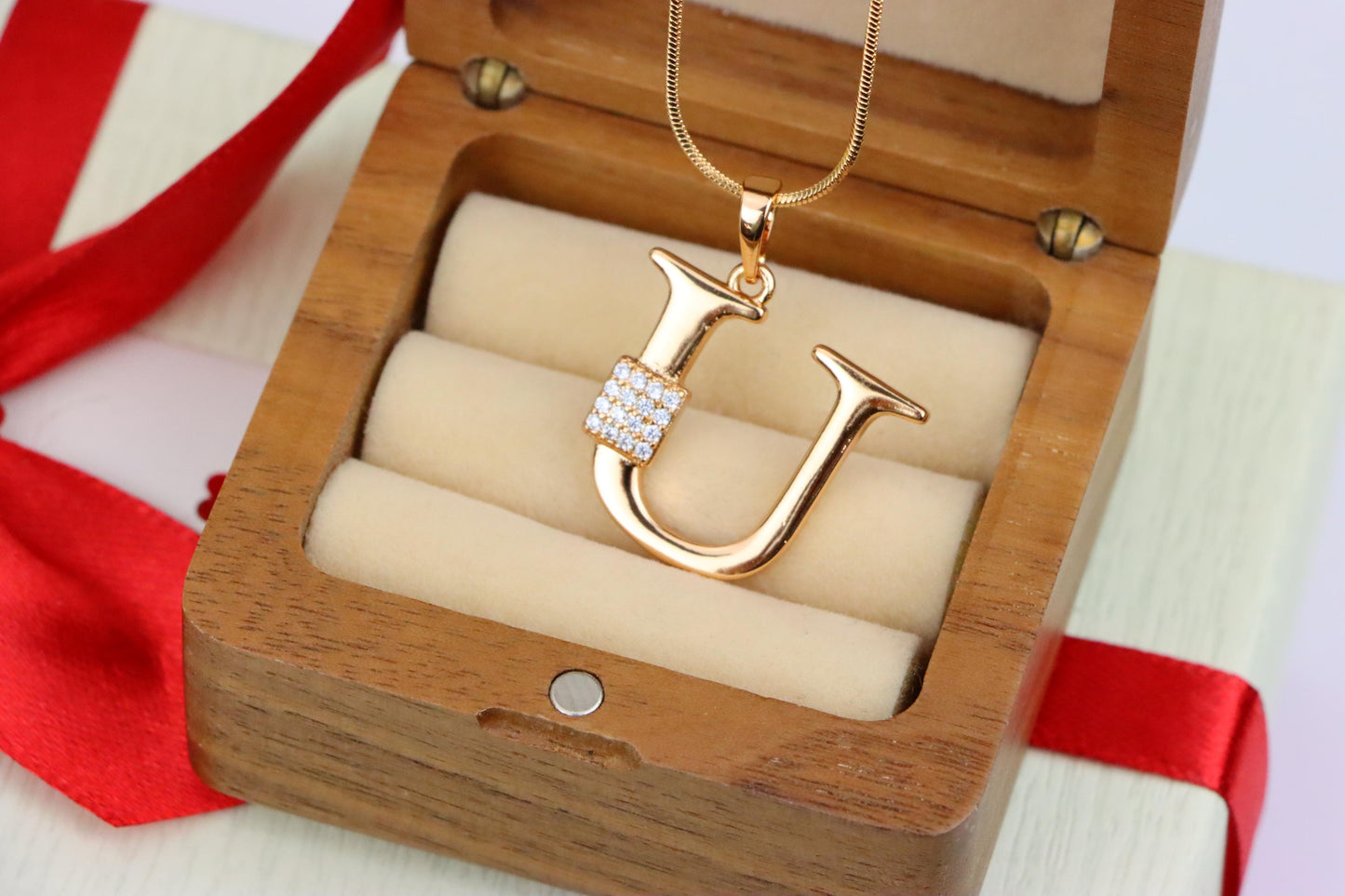 Rose Gold U Letter Pendant with CZ Stones Elegant Jewelry, XPPT1432 (2136-1)