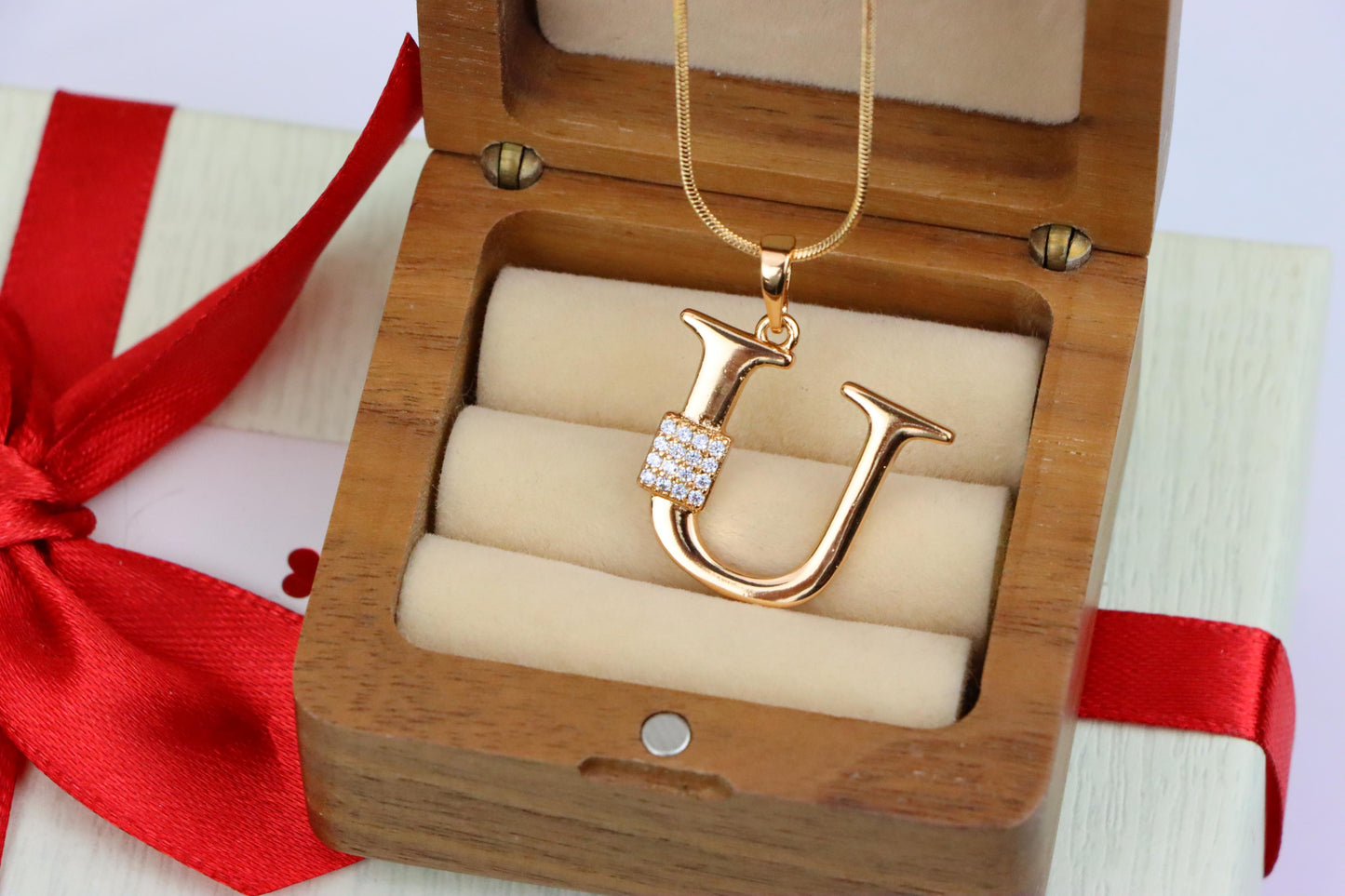 Rose Gold U Letter Pendant with CZ Stones Elegant Jewelry, XPPT1432 (2136-1)