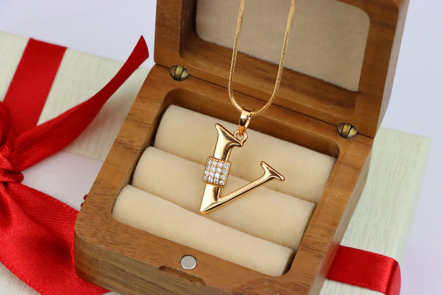 Rose Gold V Letter Pendant with CZ Accents, XPPT1433 (2136-1)