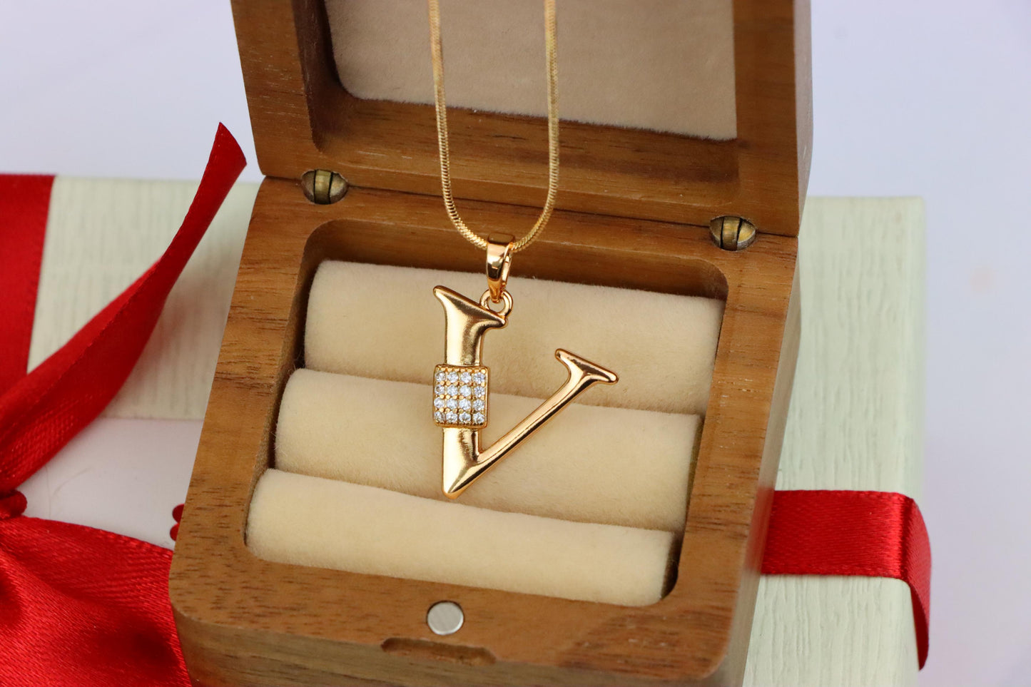 Rose Gold V Letter Pendant with CZ Accents, XPPT1433 (2136-1)