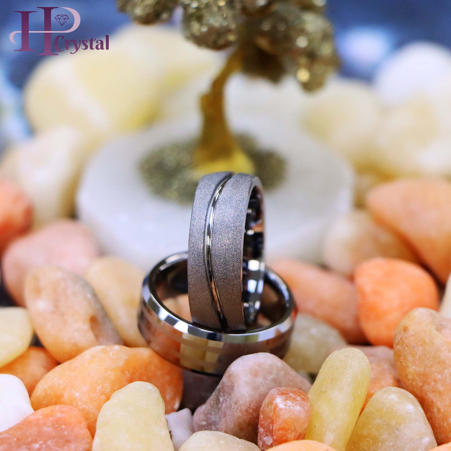 Swirl Design Tungsten Ring – High Polish Rough Stone Two-Line Laser Engraving, Frosted Finish