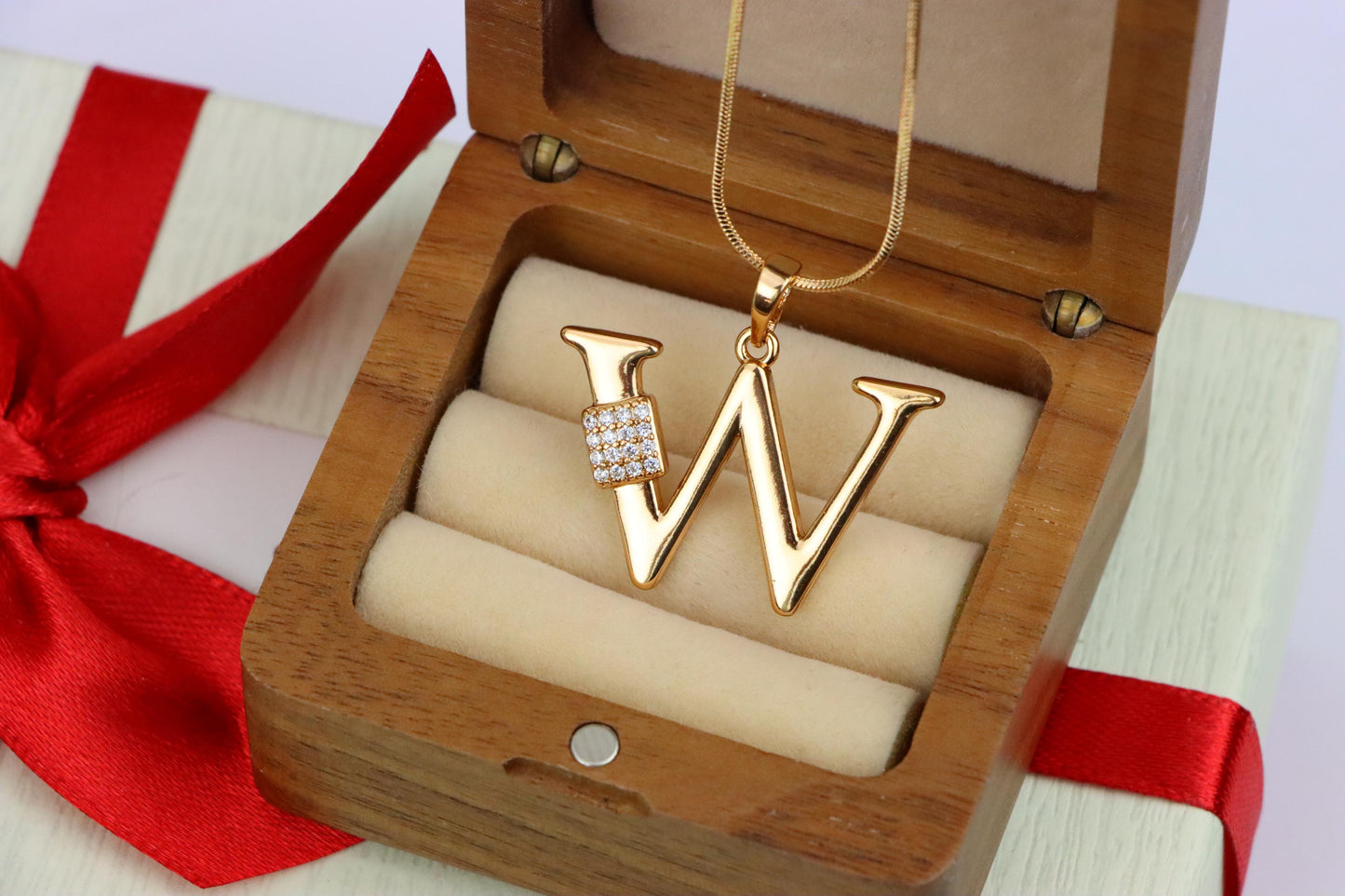 Rose Gold W Letter Pendant with CZ Detail Elegant Charm, XPPT1434 (2136-1)