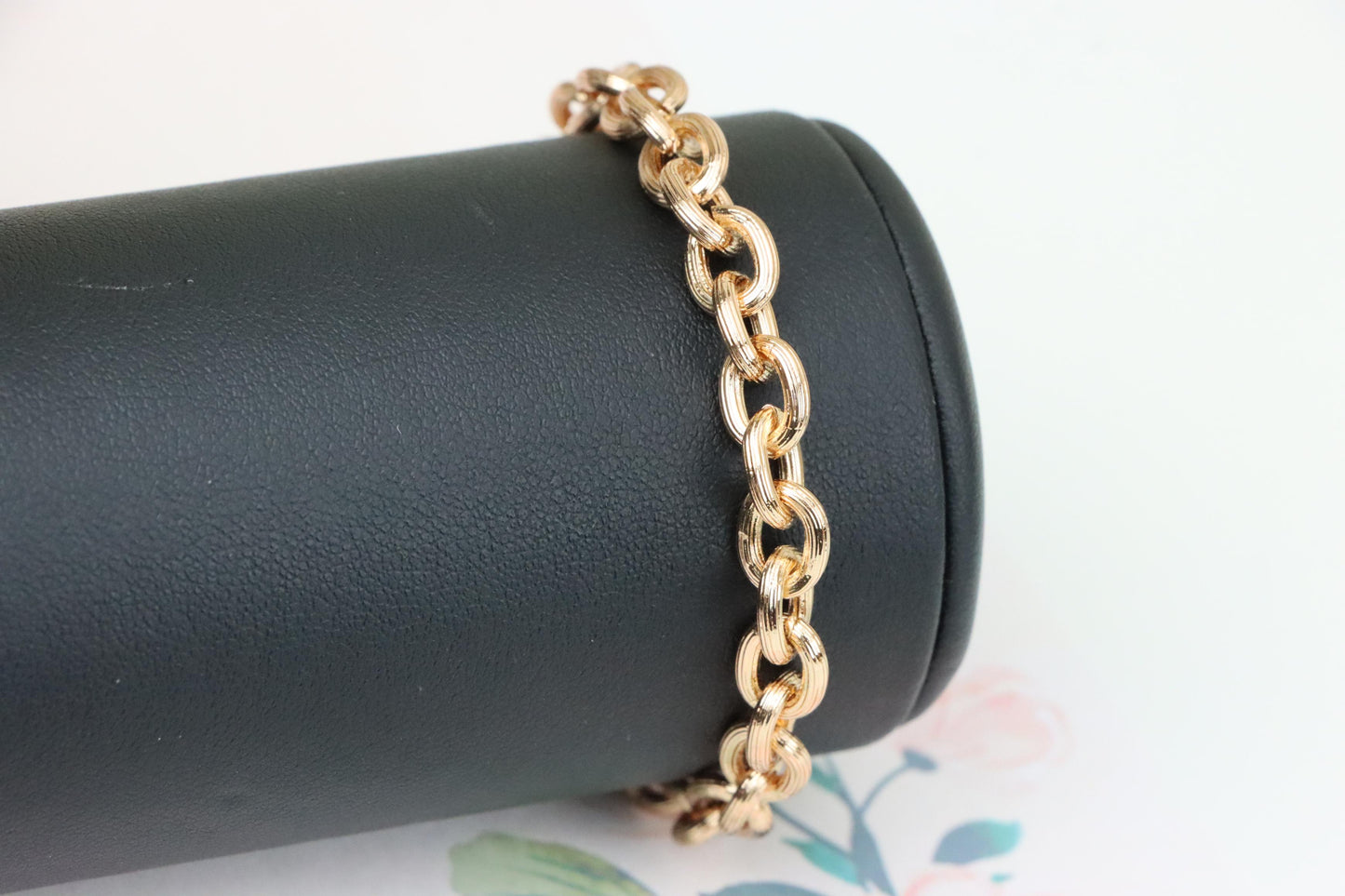 Textured Round Link Rose Gold Bracelet, Elegant Chain Design, XPBL1134 (2114-3)
