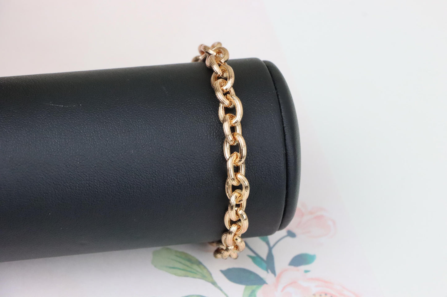 Textured Round Link Rose Gold Bracelet, Elegant Chain Design, XPBL1134 (2114-3)