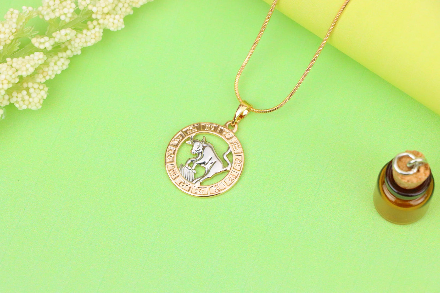Rose Gold Taurus Zodiac Pendant with Bull Motif and Symbol Ring, XPPT1446 (2136-9)