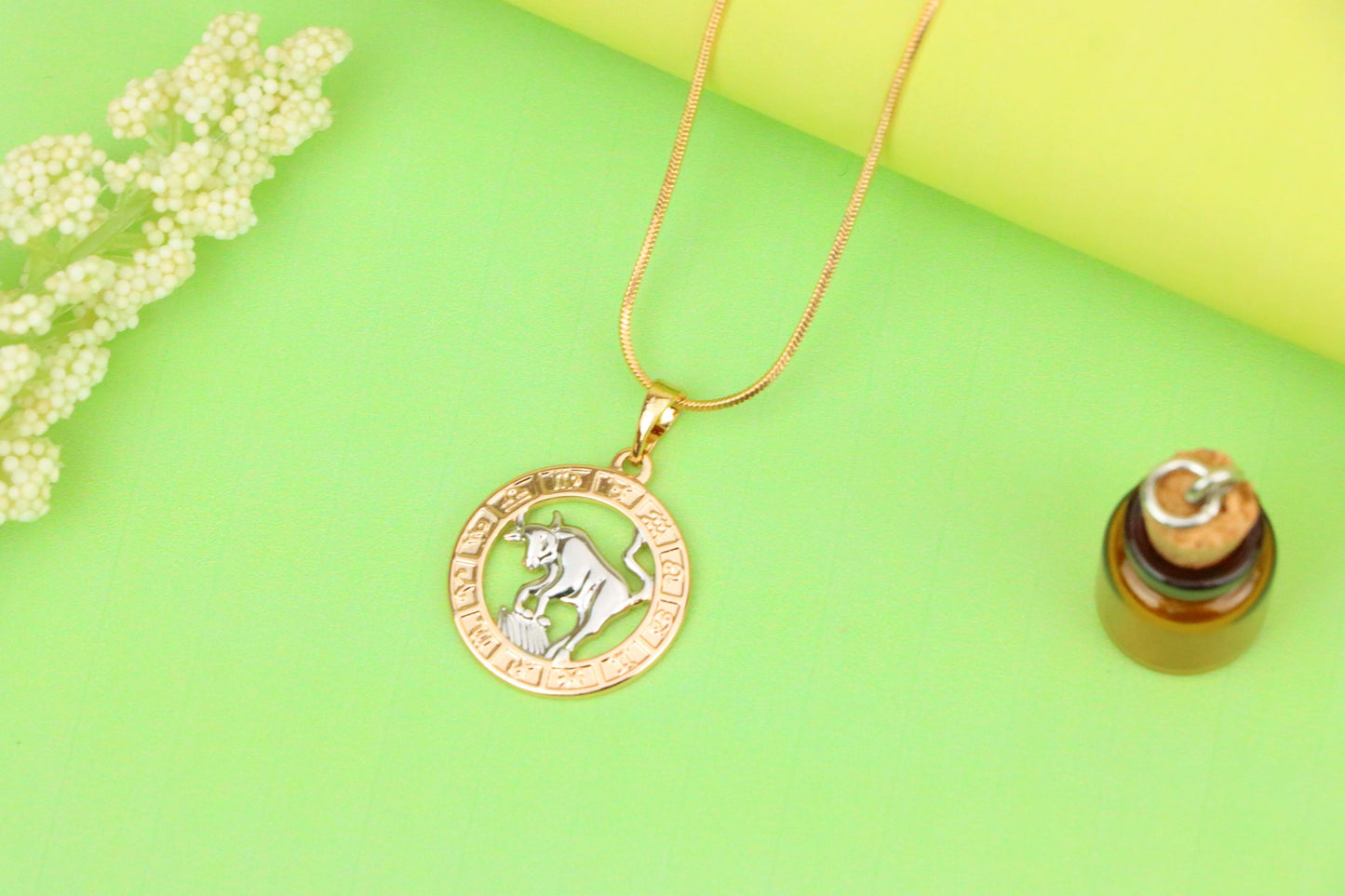 Rose Gold Taurus Zodiac Pendant with Bull Motif and Symbol Ring, XPPT1446 (2136-9)