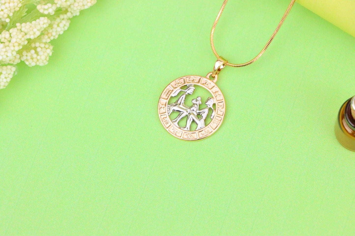 Rose Gold Gemini Zodiac Pendant with Twin Motif and Symbol Circle, XPPT1447 (2136-9)