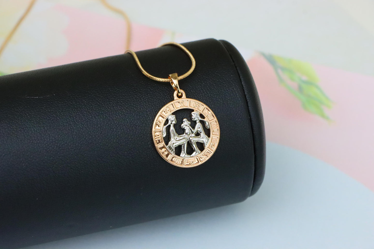 Rose Gold Gemini Zodiac Pendant with Twin Motif and Symbol Circle, XPPT1447 (2136-9)