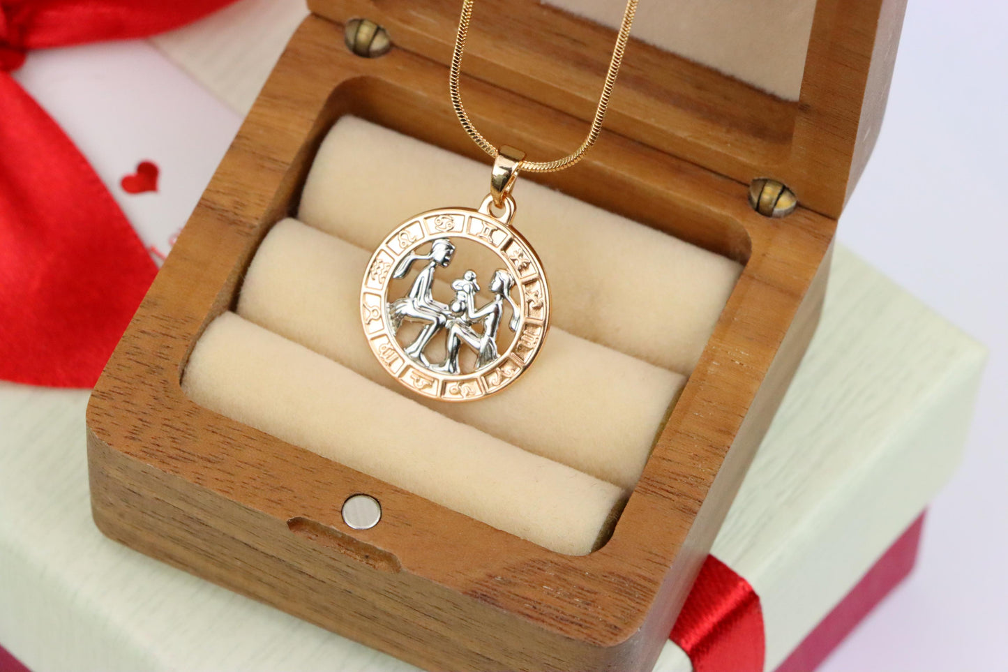 Rose Gold Gemini Zodiac Pendant with Twin Motif and Symbol Circle, XPPT1447 (2136-9)