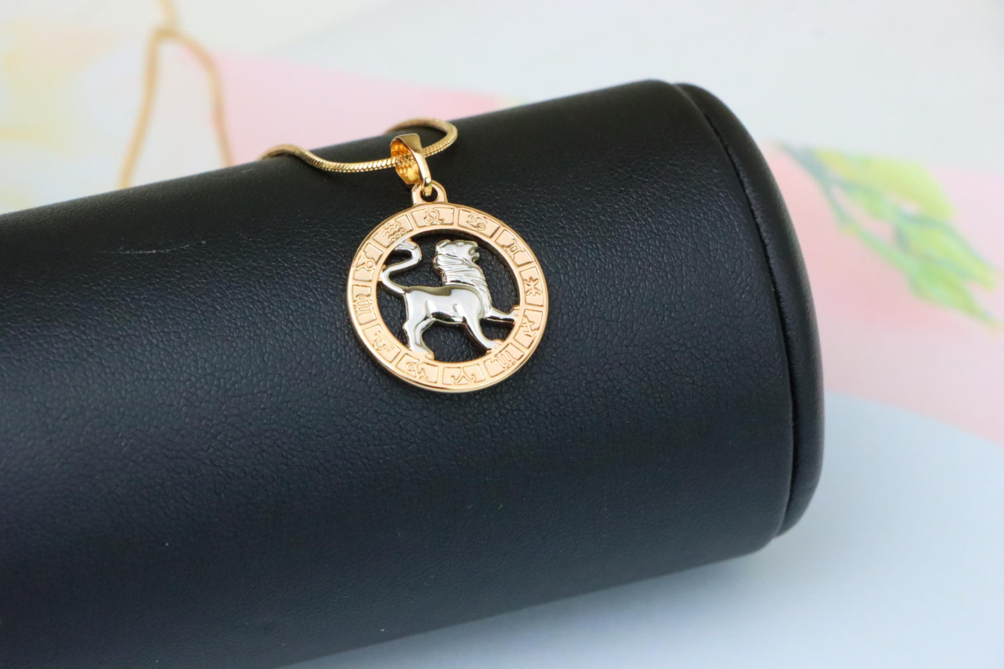 Rose Gold Leo Zodiac Pendant with Lion Symbol and Astrological Ring, XPPT1449 (2136-9)