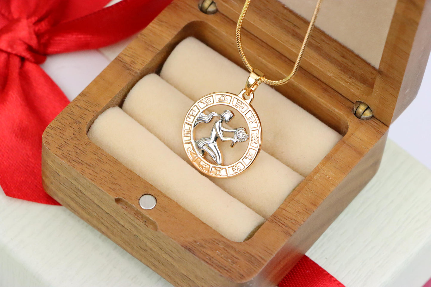 Rose Gold Virgo Zodiac Pendant with Elegant Symbol and Fine Detail, XPPT1450 (2136-9)