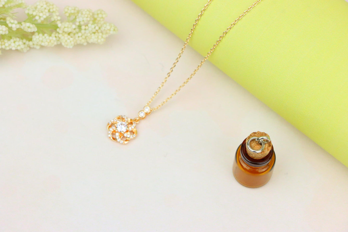 Rose Gold Flower Pendant Necklace with Crystal Detailing, XPNL1907 (2161-10)