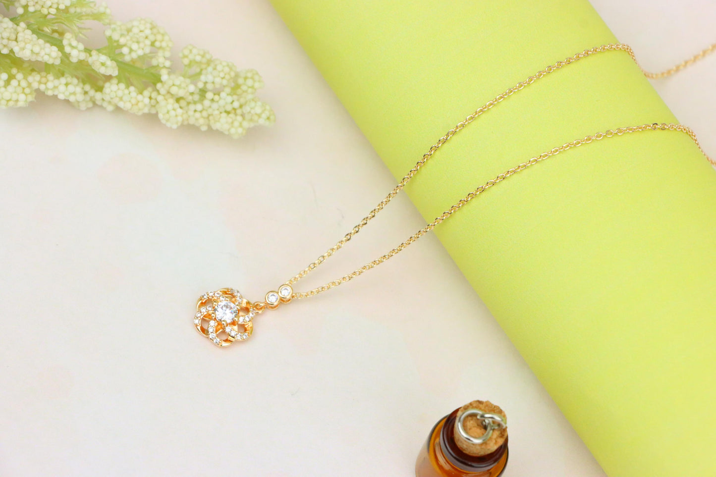 Rose Gold Flower Pendant Necklace with Crystal Detailing, XPNL1907 (2161-10)