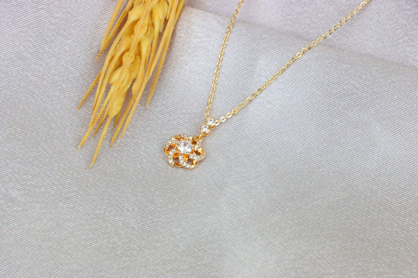 Rose Gold Flower Pendant Necklace with Crystal Detailing, XPNL1907 (2161-10)