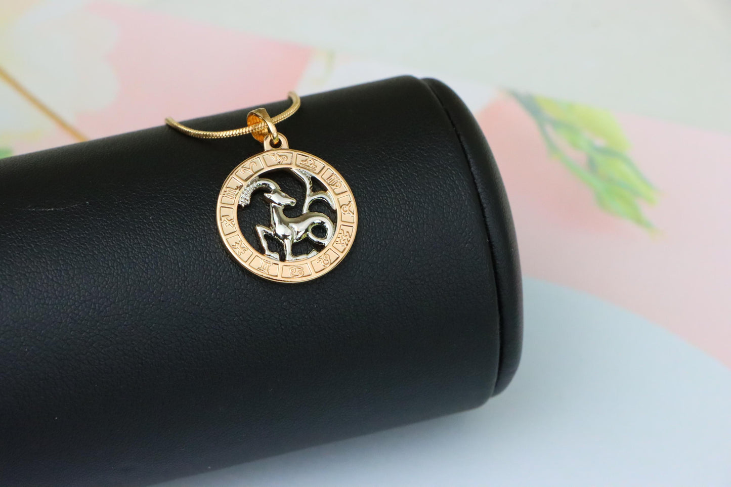Rose Gold Capricorn Zodiac Pendant with Elegant Goat Symbol Design, XPPT1452 (2136-9)