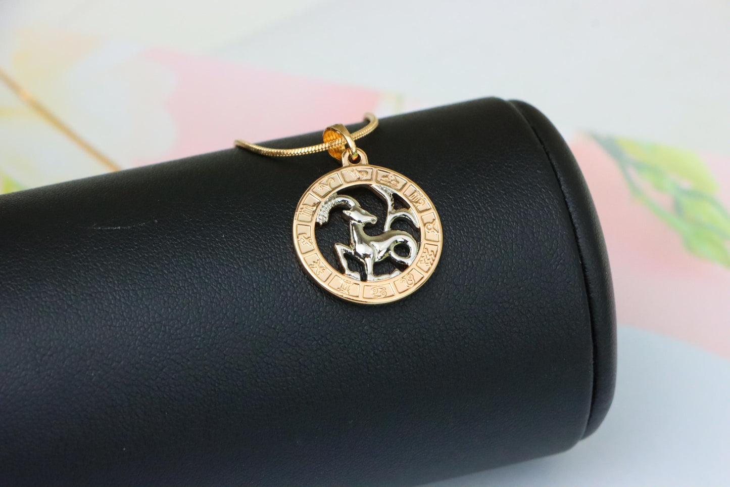 Rose Gold Capricorn Zodiac Pendant with Elegant Goat Symbol Design, XPPT1452 (2136-9)