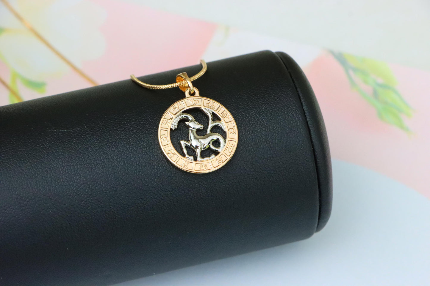 Rose Gold Capricorn Zodiac Pendant with Elegant Goat Symbol Design, XPPT1452 (2136-9)