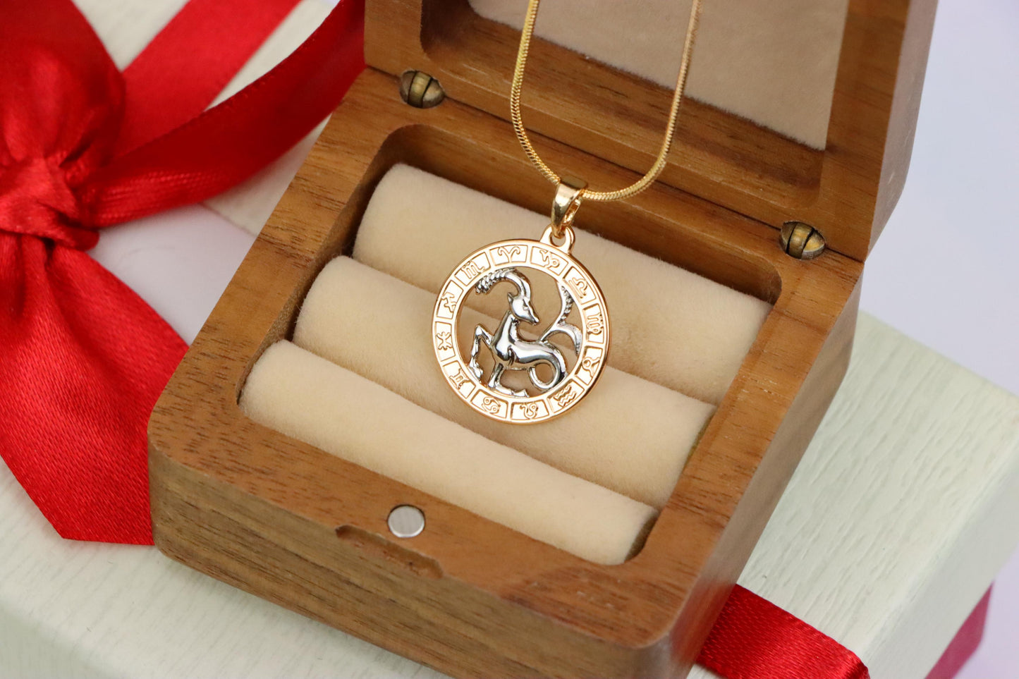 Rose Gold Capricorn Zodiac Pendant with Elegant Goat Symbol Design, XPPT1452 (2136-9)