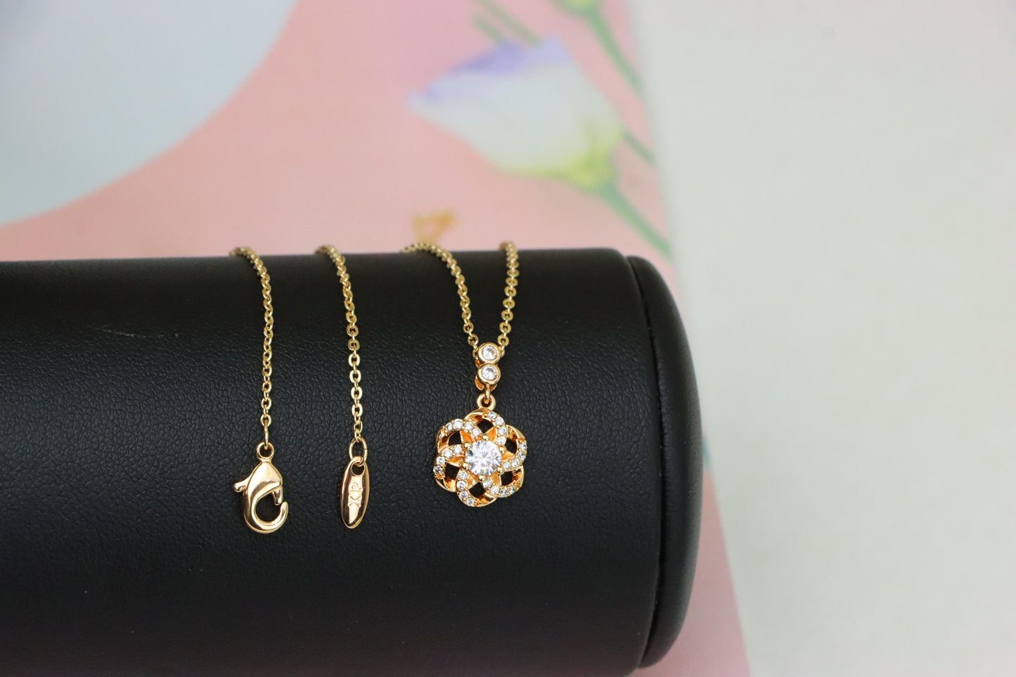 Rose Gold Flower Pendant Necklace with Crystal Detailing, XPNL1907 (2161-10)