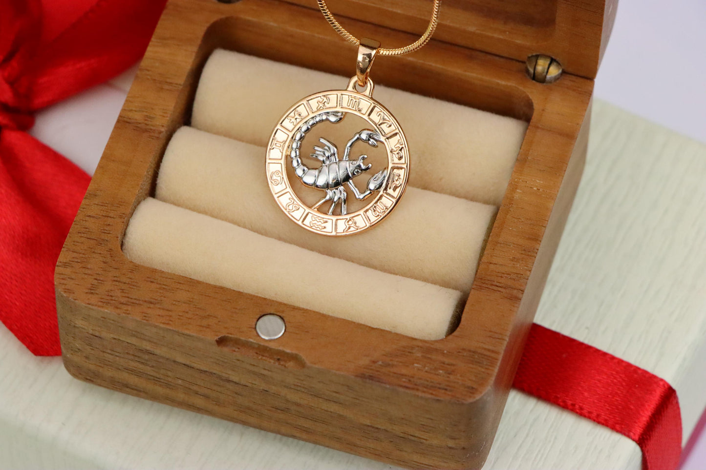 Rose Gold Scorpio Zodiac Pendant with Intricate Scorpion Design, XPPT1454 (2136-9)