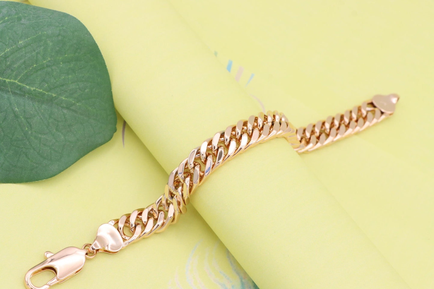 Chunky Rose Gold Curb Chain Bracelet in Glossy Polished Finish, XPBL1159 (2116-8)