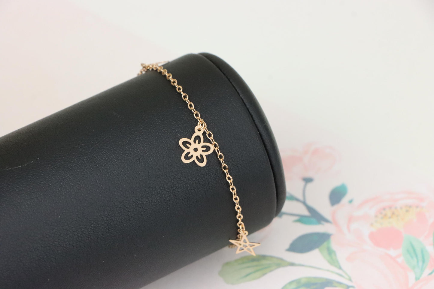 Chic Rose Gold Bracelet with Star & Flower Charms, XPBL1162 (2117-1)