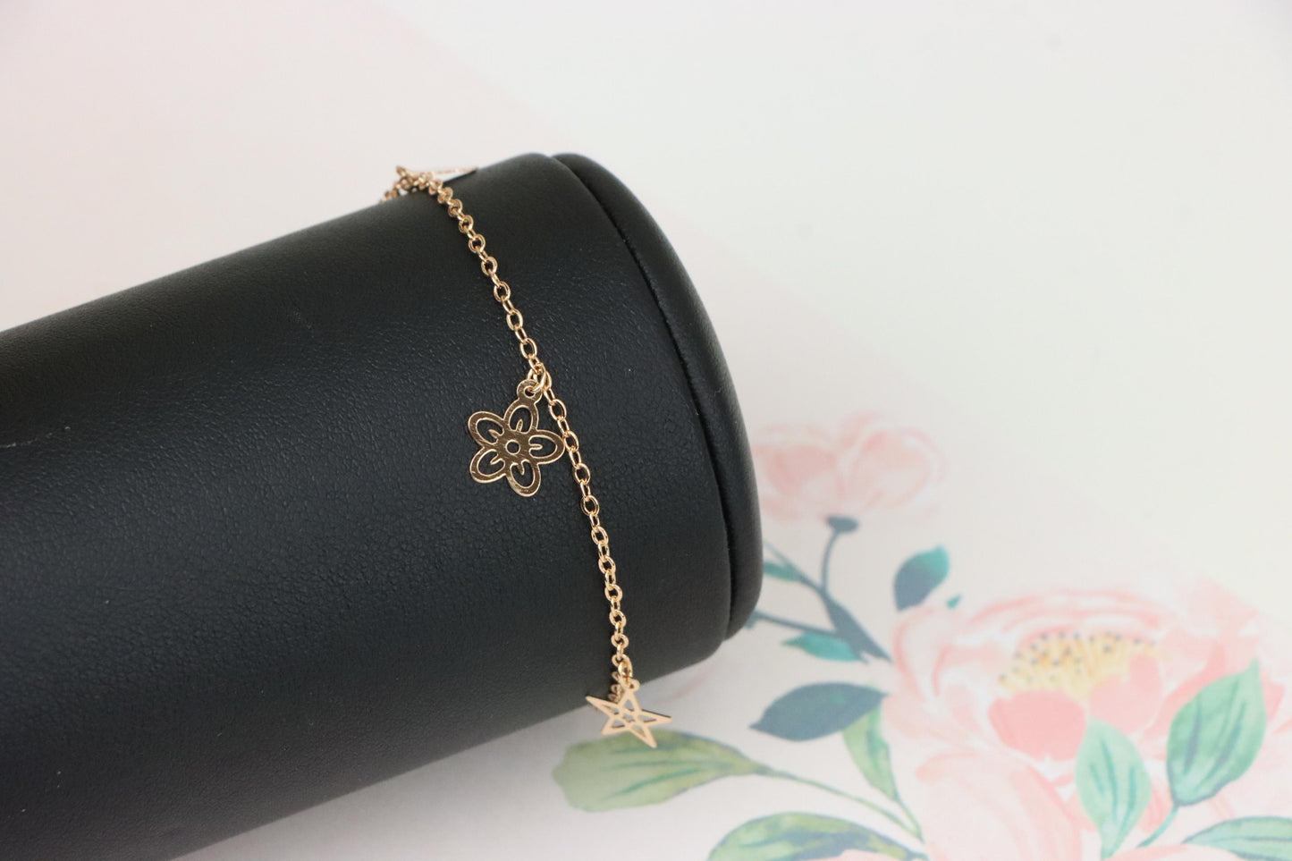 Chic Rose Gold Bracelet with Star & Flower Charms, XPBL1162 (2117-1)