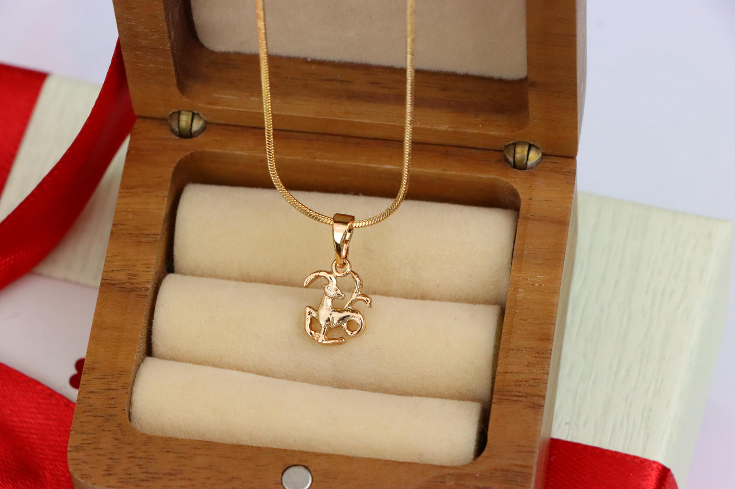 Capricorn Zodiac Rose Gold Pendant Elegant Charm, XPPT1471 (2137-2)