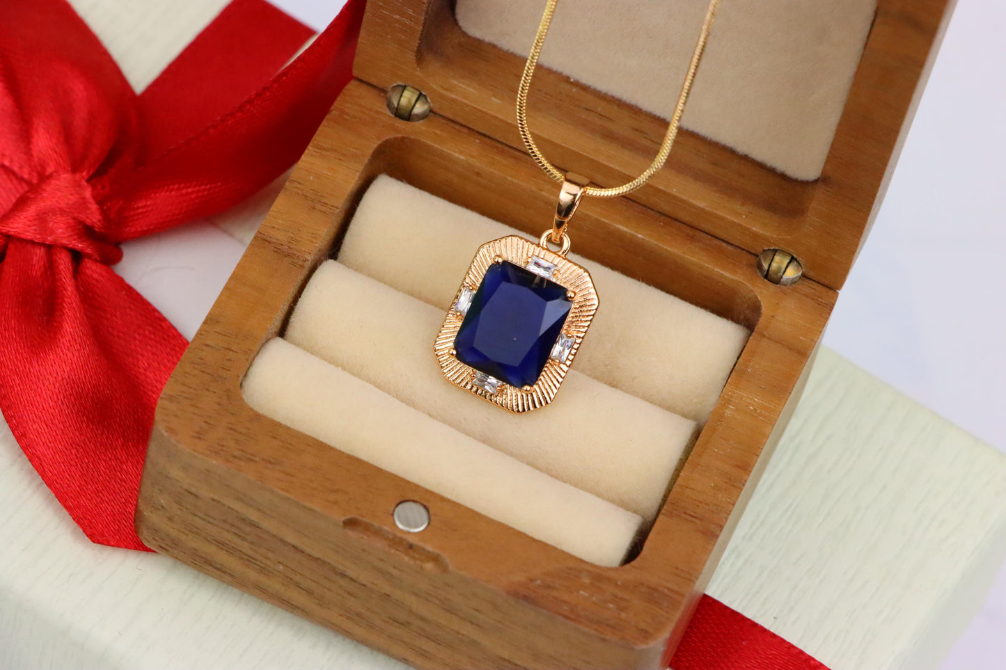Royal Blue Gold Plated Pendant with Vintage Inspired Frame Design, XPPT1784 (2162-8)