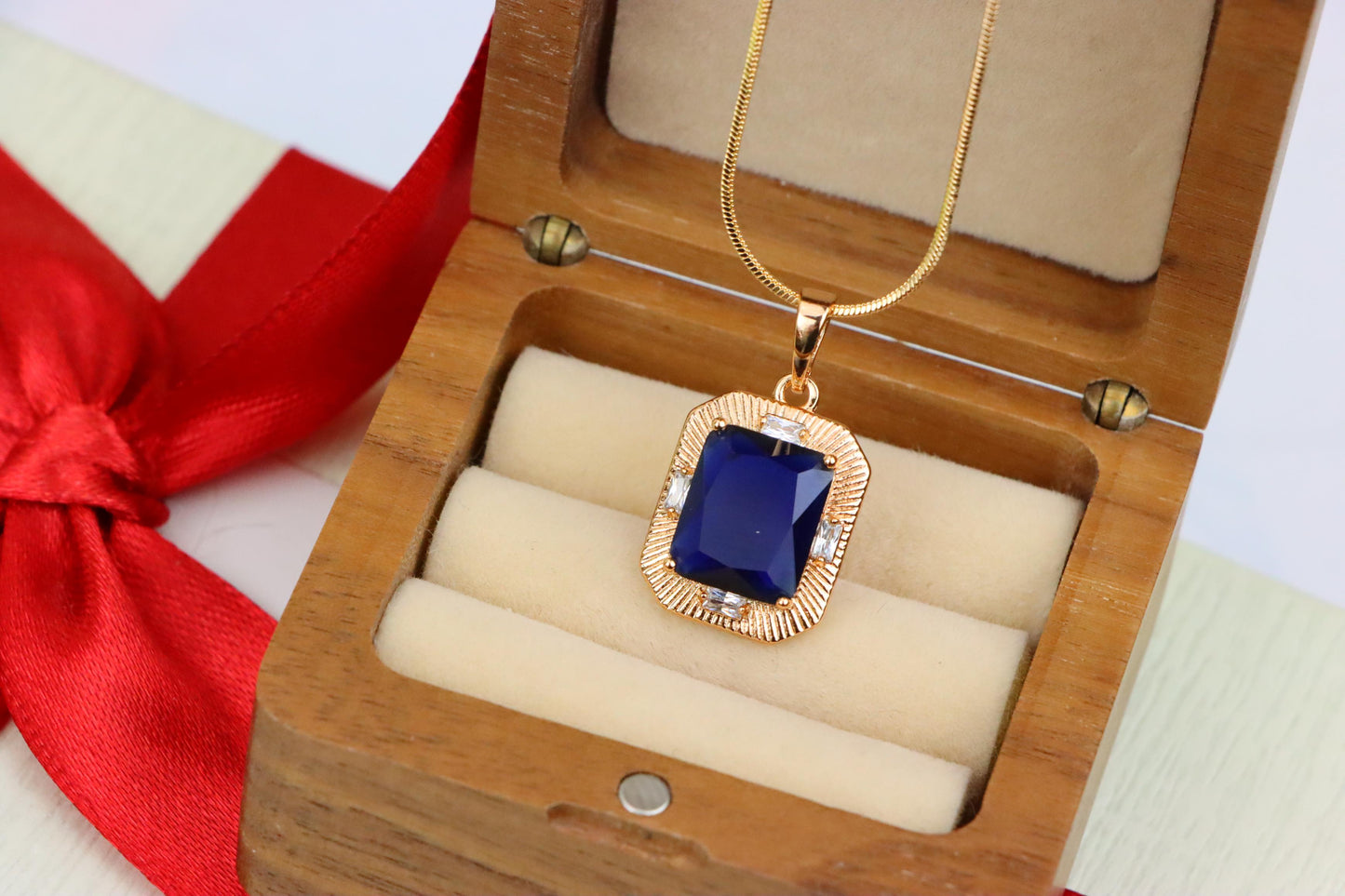 Royal Blue Gold Plated Pendant with Vintage Inspired Frame Design, XPPT1784 (2162-8)