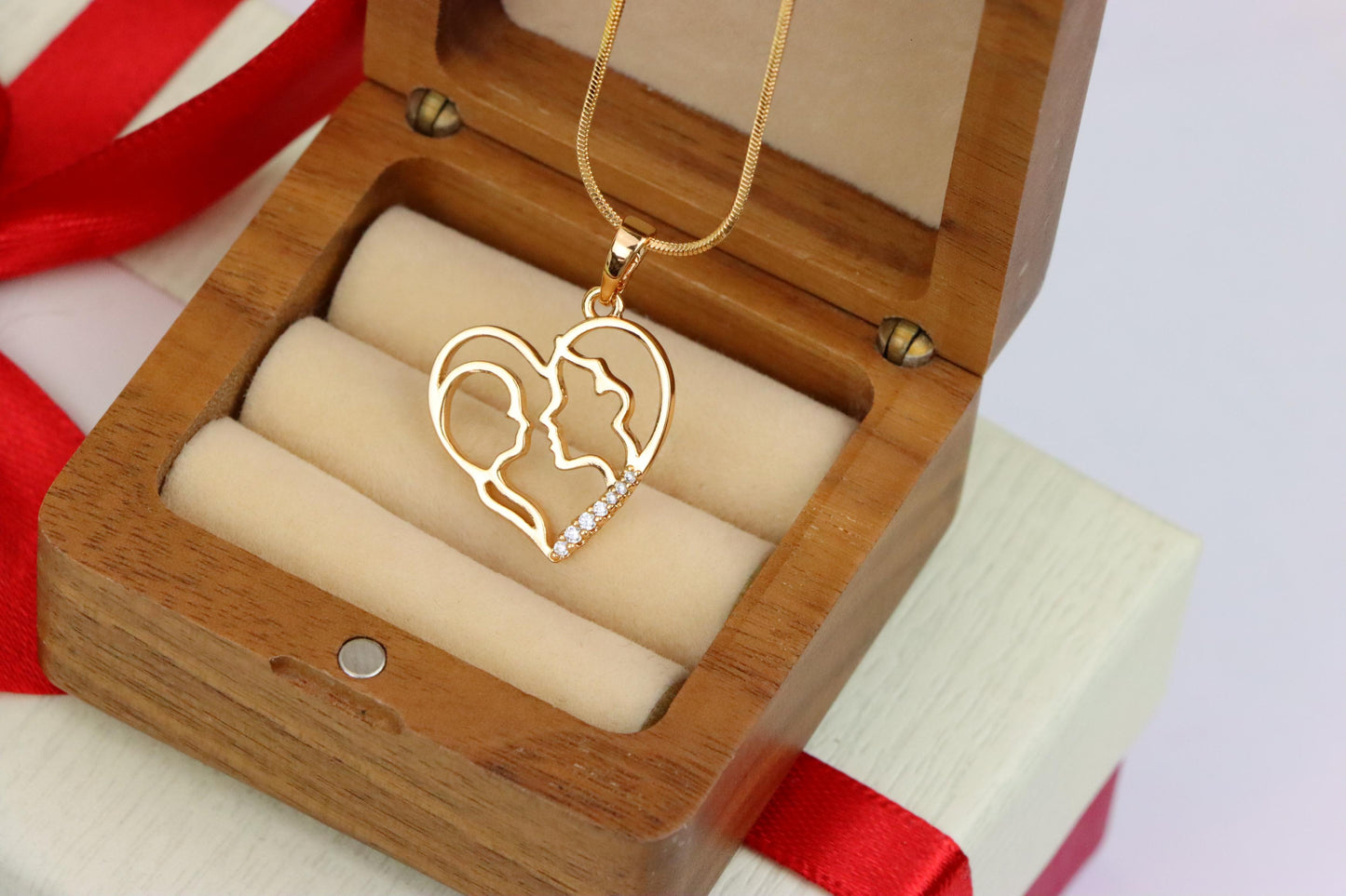 Heart Shaped Rose Gold Pendant with Mother and Child Silhouette, XPPT1476 (2137-5)