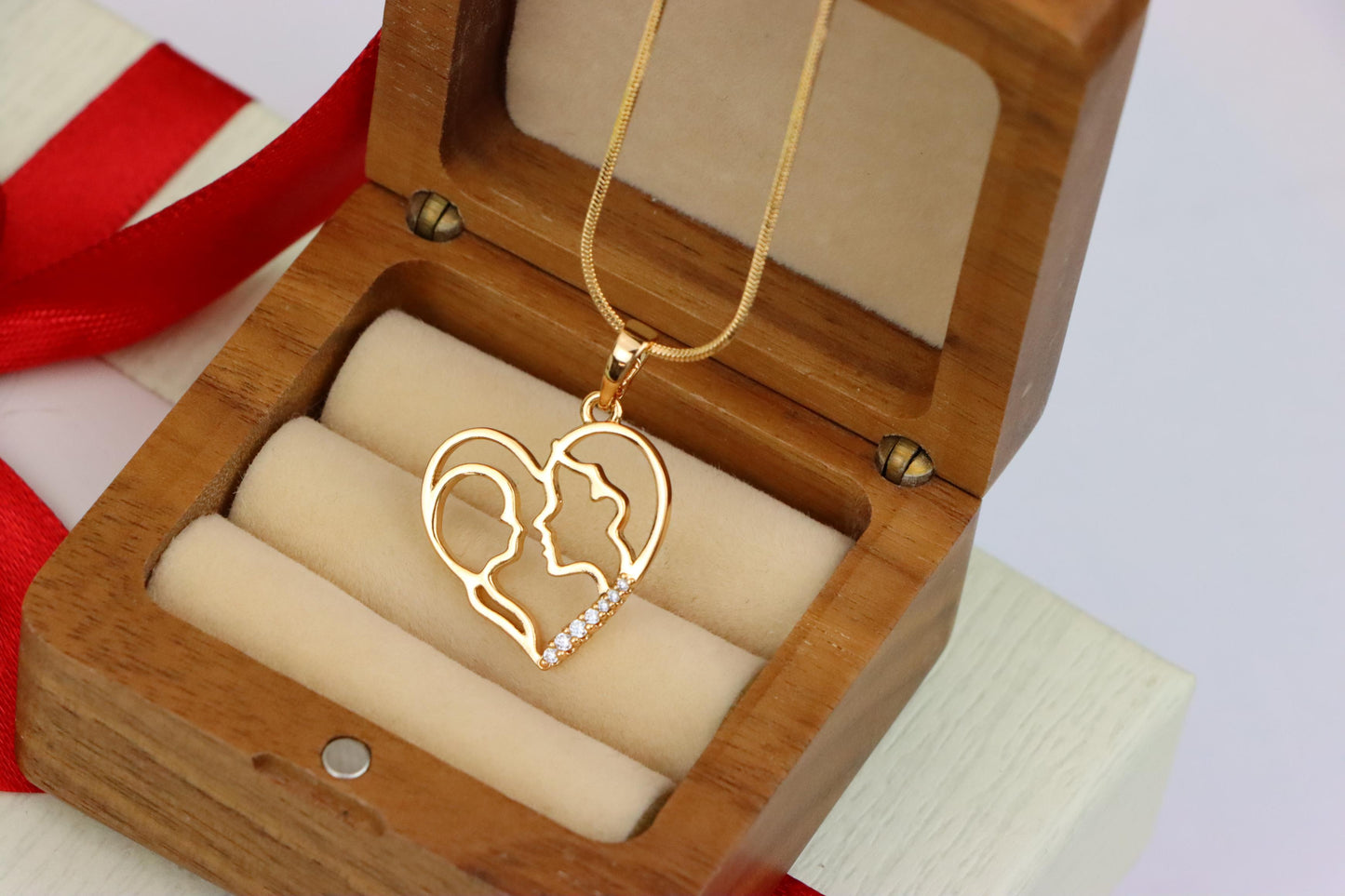 Heart Shaped Rose Gold Pendant with Mother and Child Silhouette, XPPT1476 (2137-5)