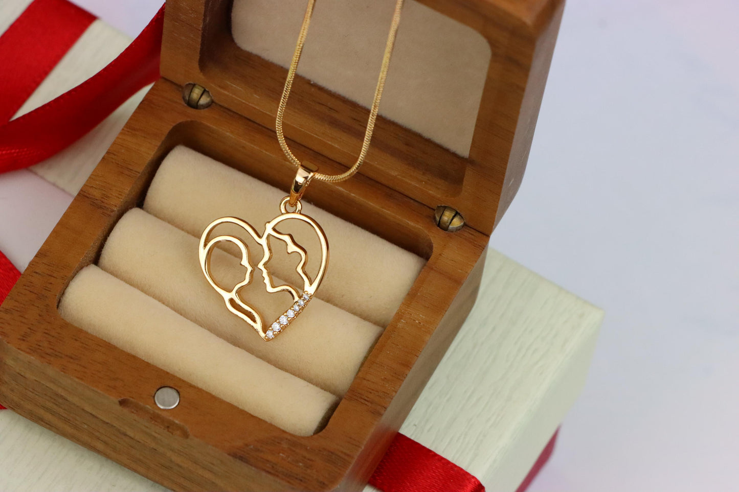 Heart Shaped Rose Gold Pendant with Mother and Child Silhouette, XPPT1476 (2137-5)