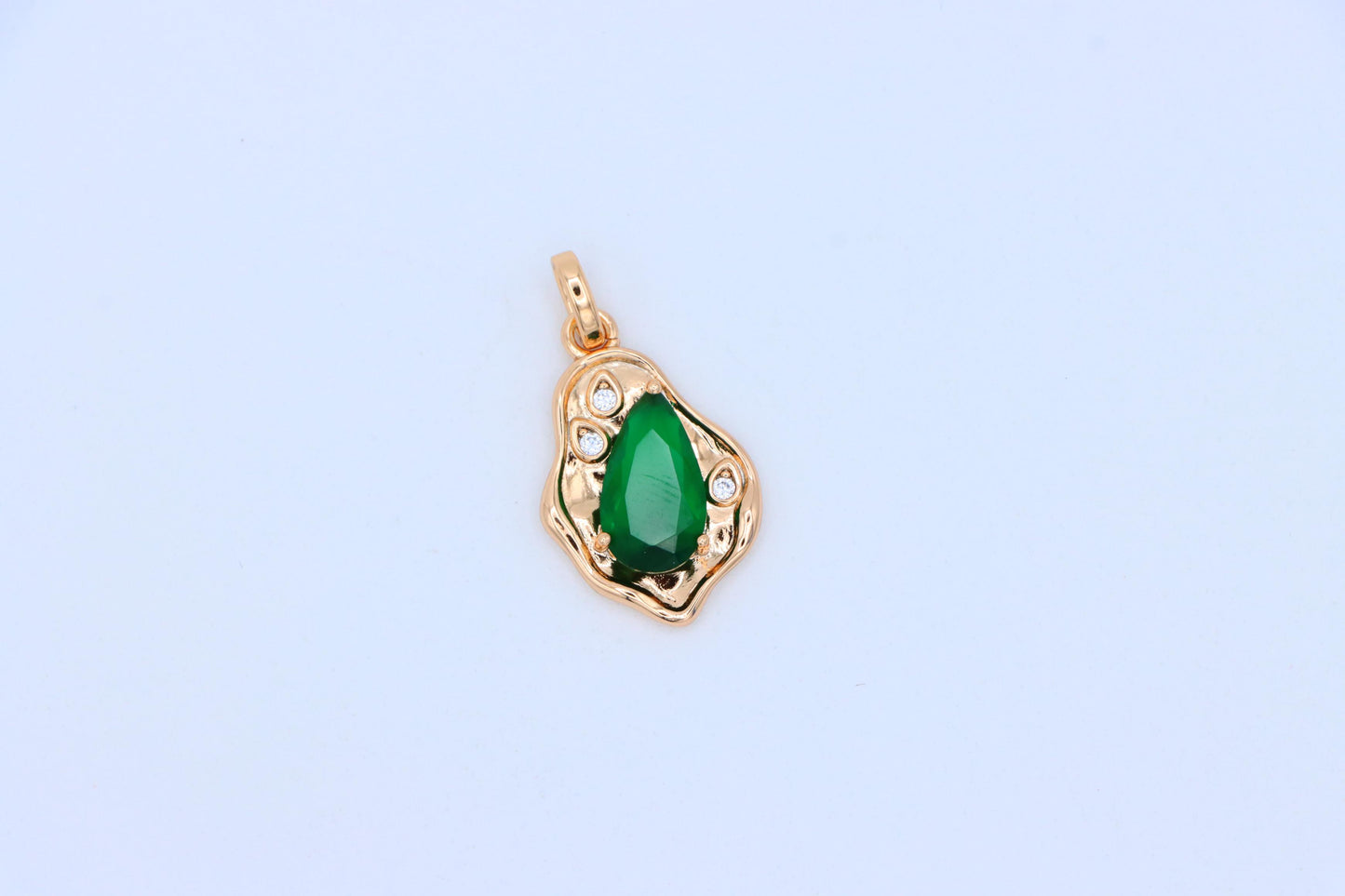 Elegant Green Teardrop Pendant with Gold Plated Artistic Frame, XPPT1732 (2162-9)