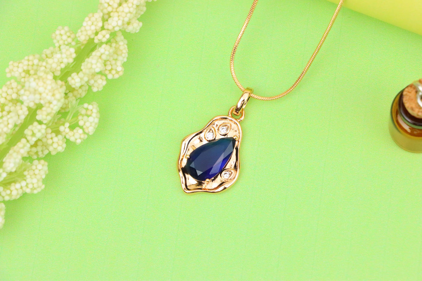 Royal Blue Teardrop Pendant with Gold Plated Frame, XPPT1733 (2162-9)