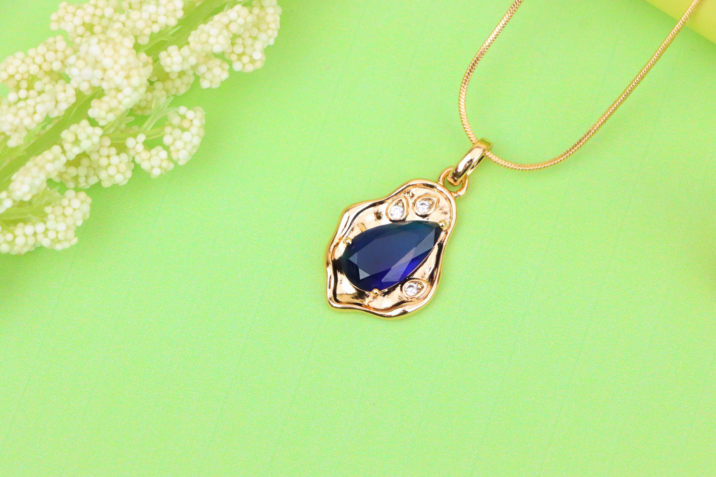 Royal Blue Teardrop Pendant with Gold Plated Frame, XPPT1733 (2162-9)