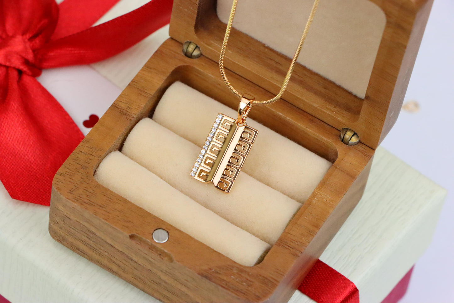 Rose Gold Geometric Rectangle Pendant with Crystal Accent Strip, XPPT1482 (2138-1)