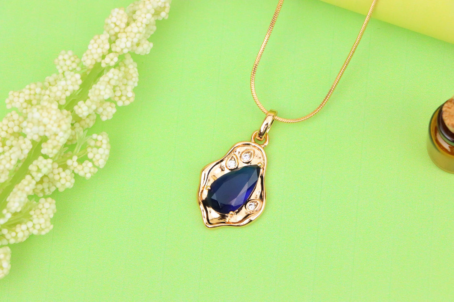 Royal Blue Teardrop Pendant with Gold Plated Frame, XPPT1733 (2162-9)