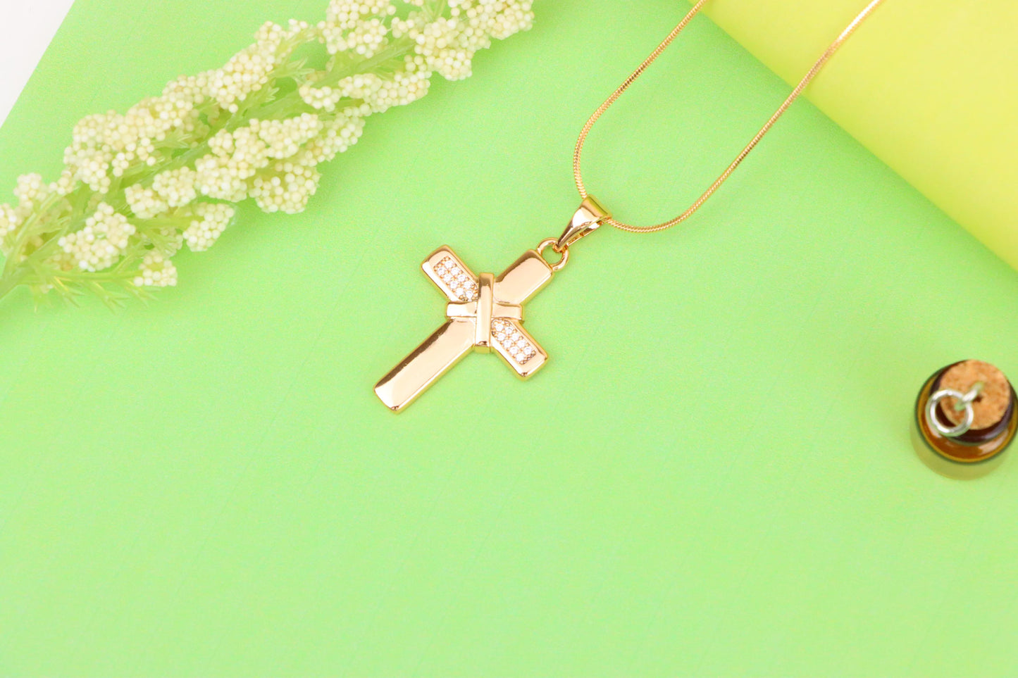 Rose Gold Cross Pendant with Crystal Detail and Polished Finish, XPPT1484 (2138-3)
