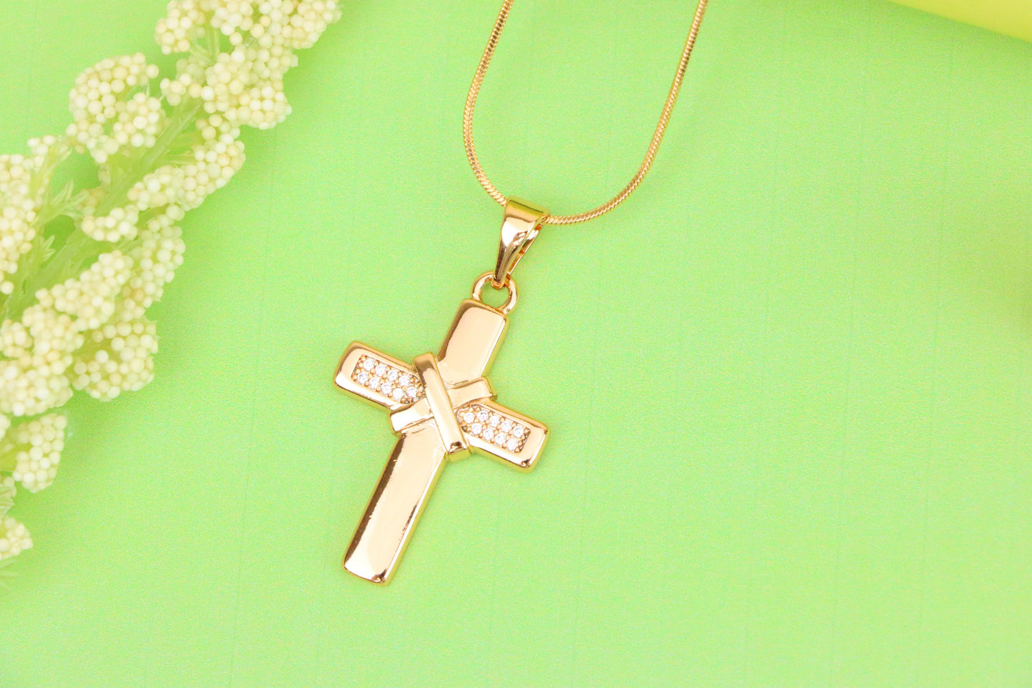 Rose Gold Cross Pendant with Crystal Detail and Polished Finish, XPPT1484 (2138-3)