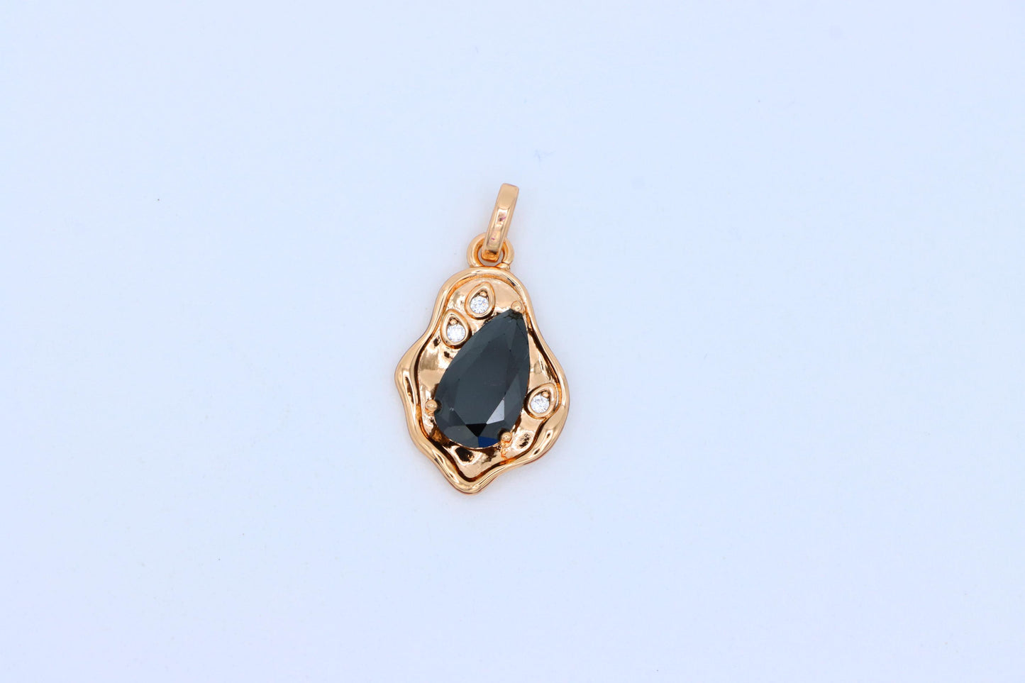 Chic Black Teardrop Pendant in Gold Frame, XPPT1735 (2162-9)
