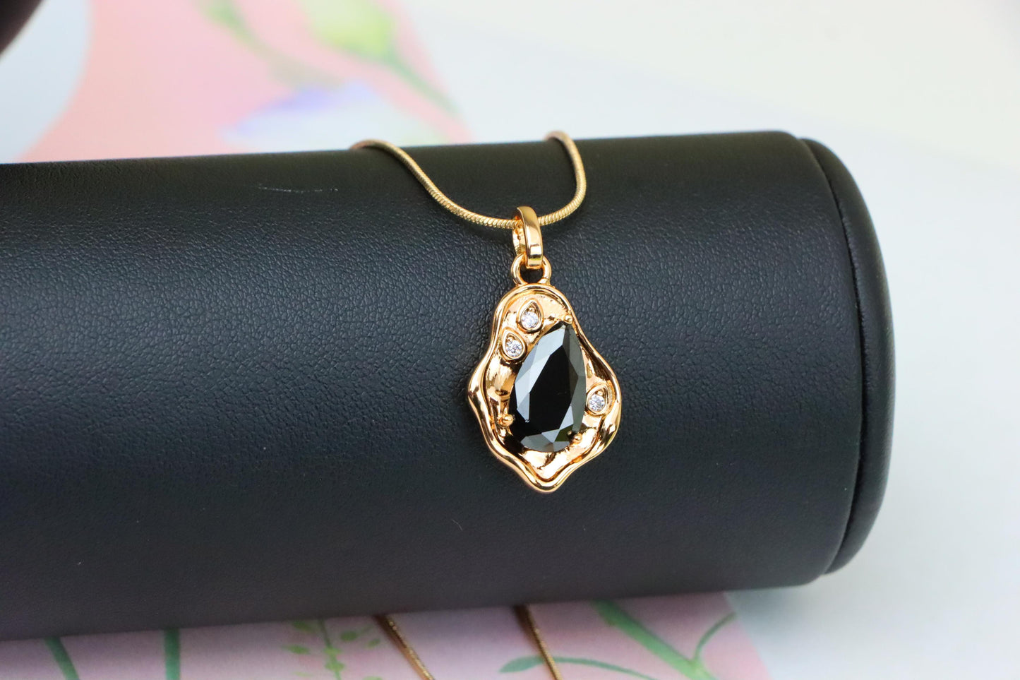 Chic Black Teardrop Pendant in Gold Frame, XPPT1735 (2162-9)