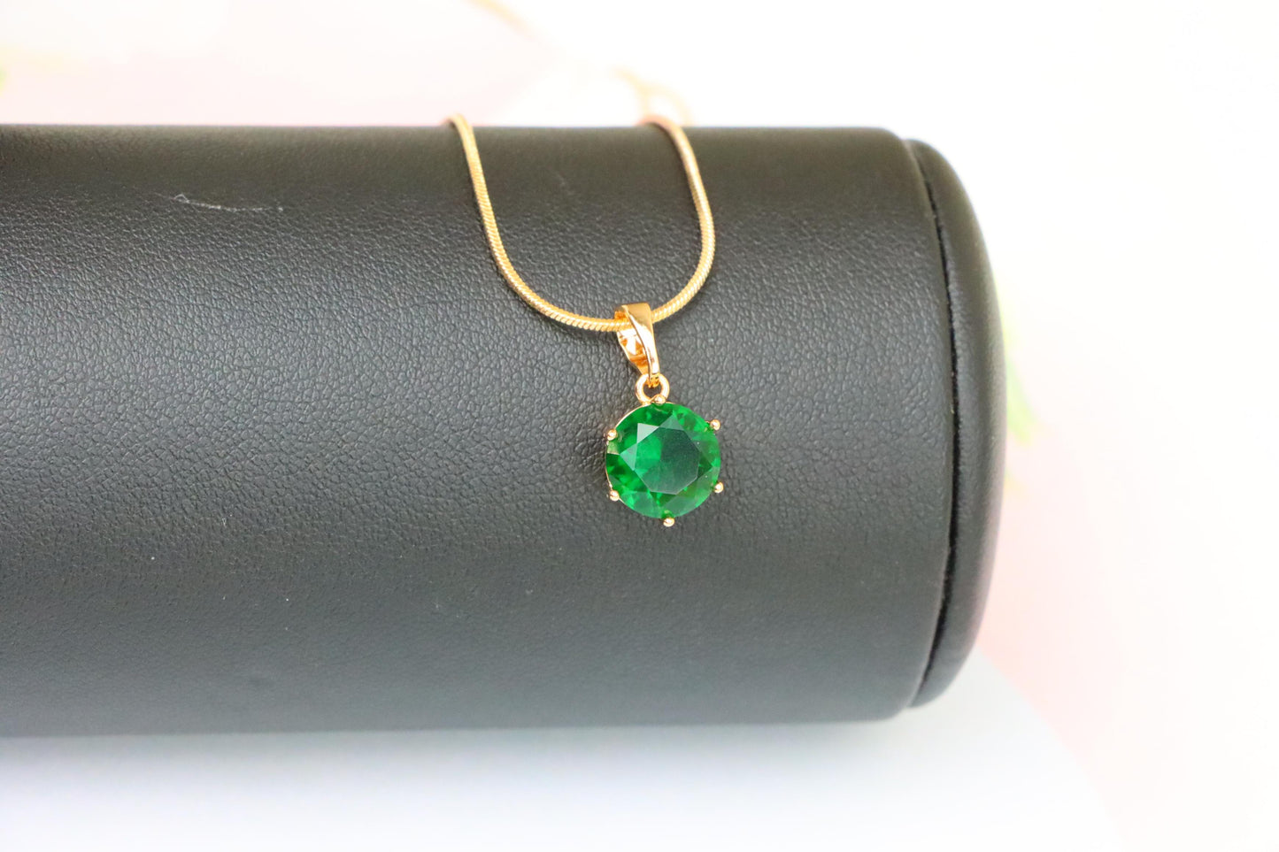Deep Green Round Pendant in Rose Gold Setting with Prong Detail, XPPT1498 (2139-4)