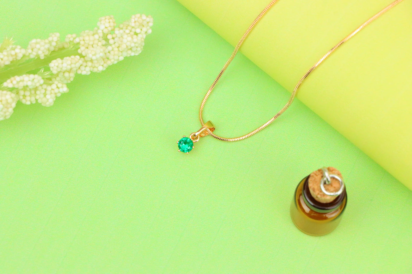Tiny Round Green Pendant in Gold Finish for Minimalist Style, XPPT1652 (2163-3)